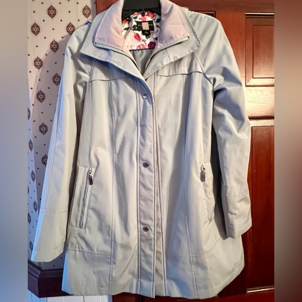 Gallery Sage Green Rain Coat Size small